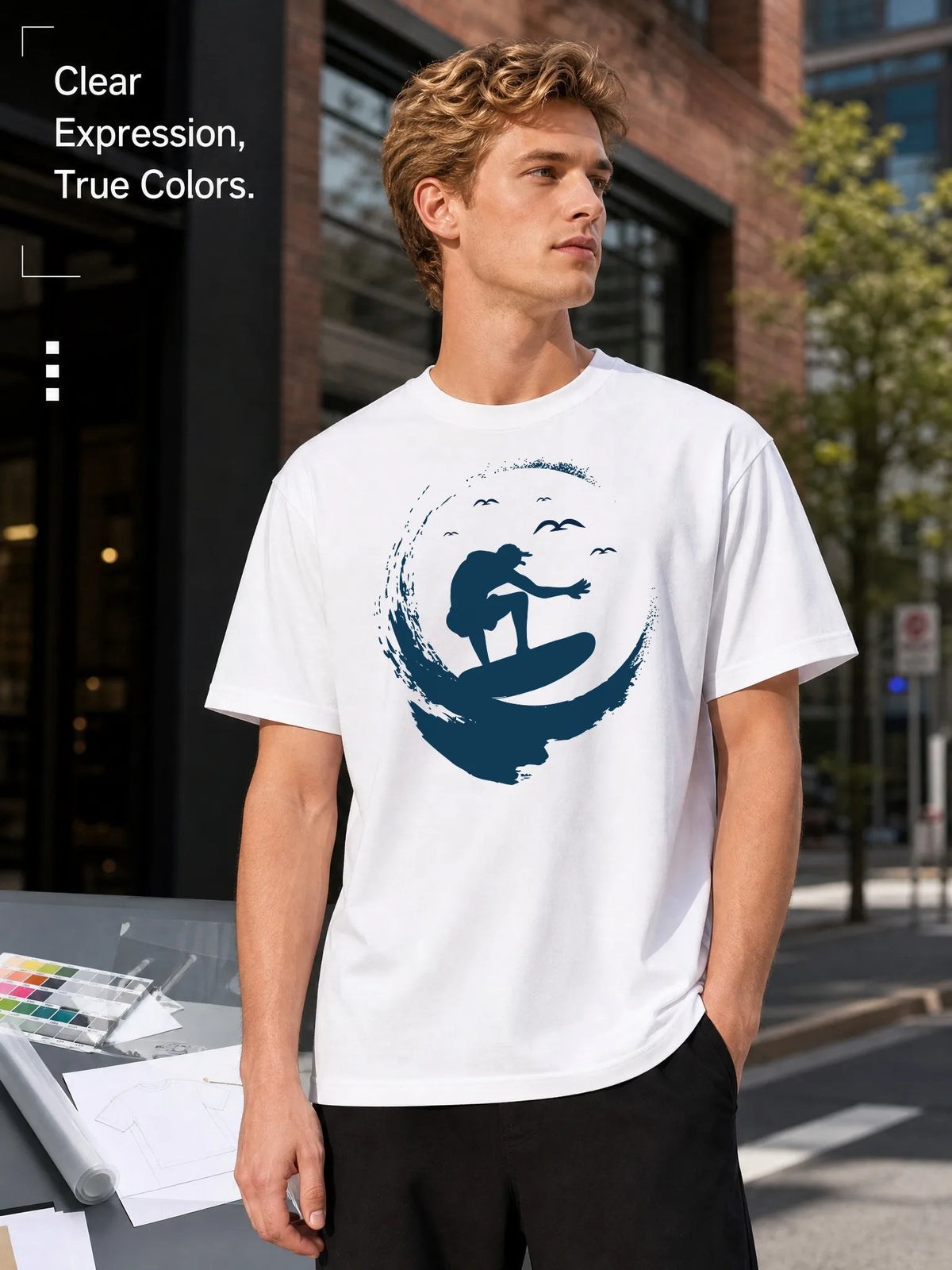 Men's White Loose-Fitting Round-Neck Short-Sleeved T-Shirt with Surf Pattern Print, Casual Street Style, Breathable and Comfortable for Everyday Wear and Beach Outings