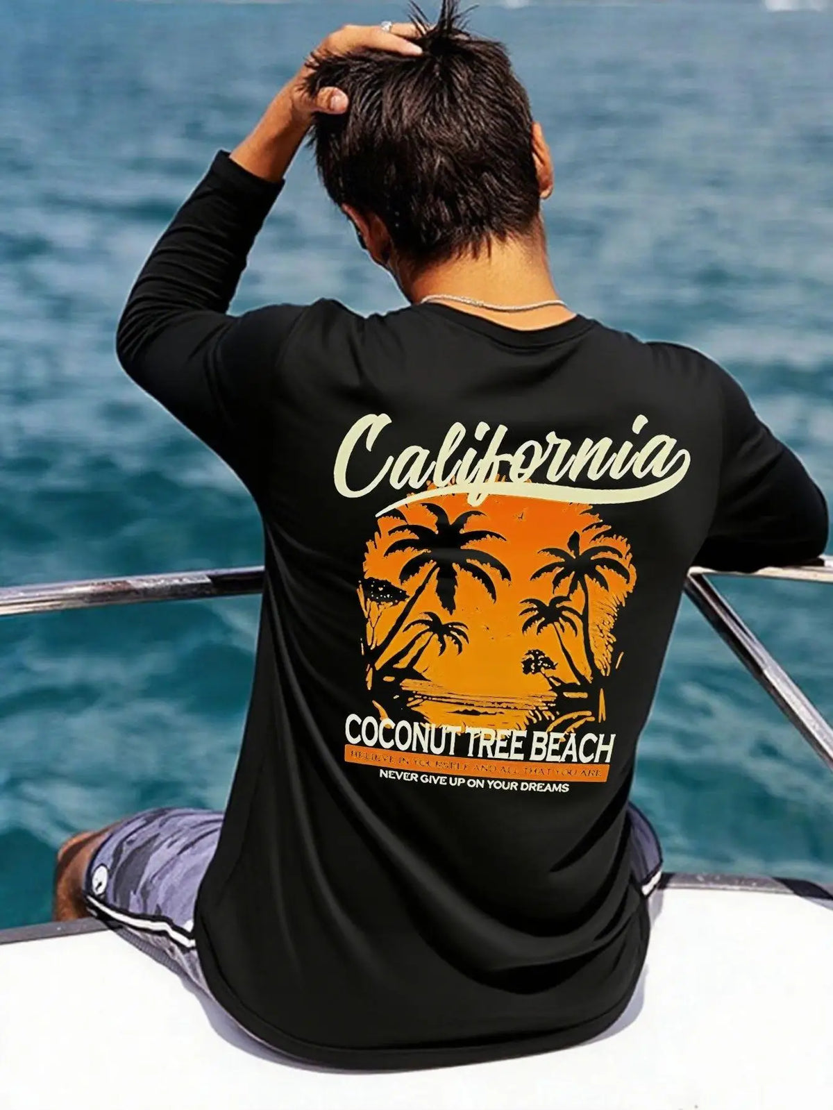 Men's California Surf and beach pattern long-sleeved T-shirt with sunset palm trees and surf prints casual retro summer top